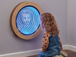 Oneindige spiegel met licht Oneindige spiegel met licht
